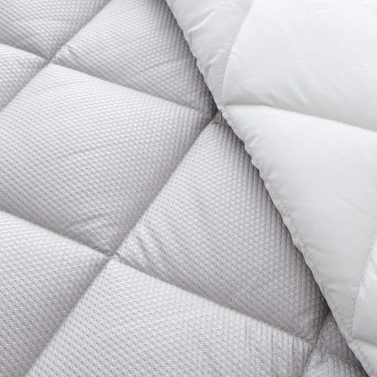 Novotextil- Couette bicolore. microfibre. Densité 350gr/m2 Gris