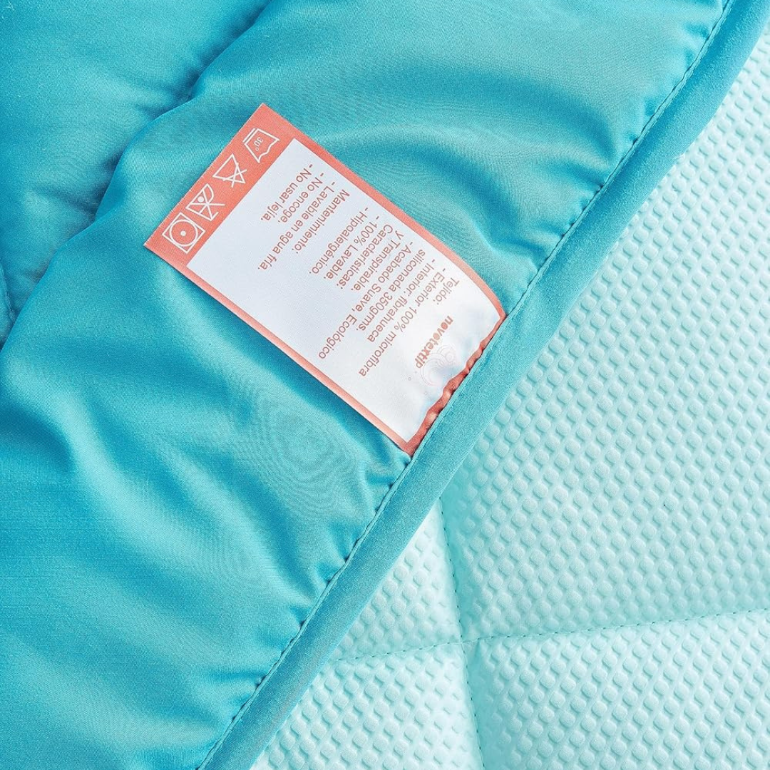 Novotextil- Couette bicolore.  microfibre. Densité 350gr/m2 Turquoise